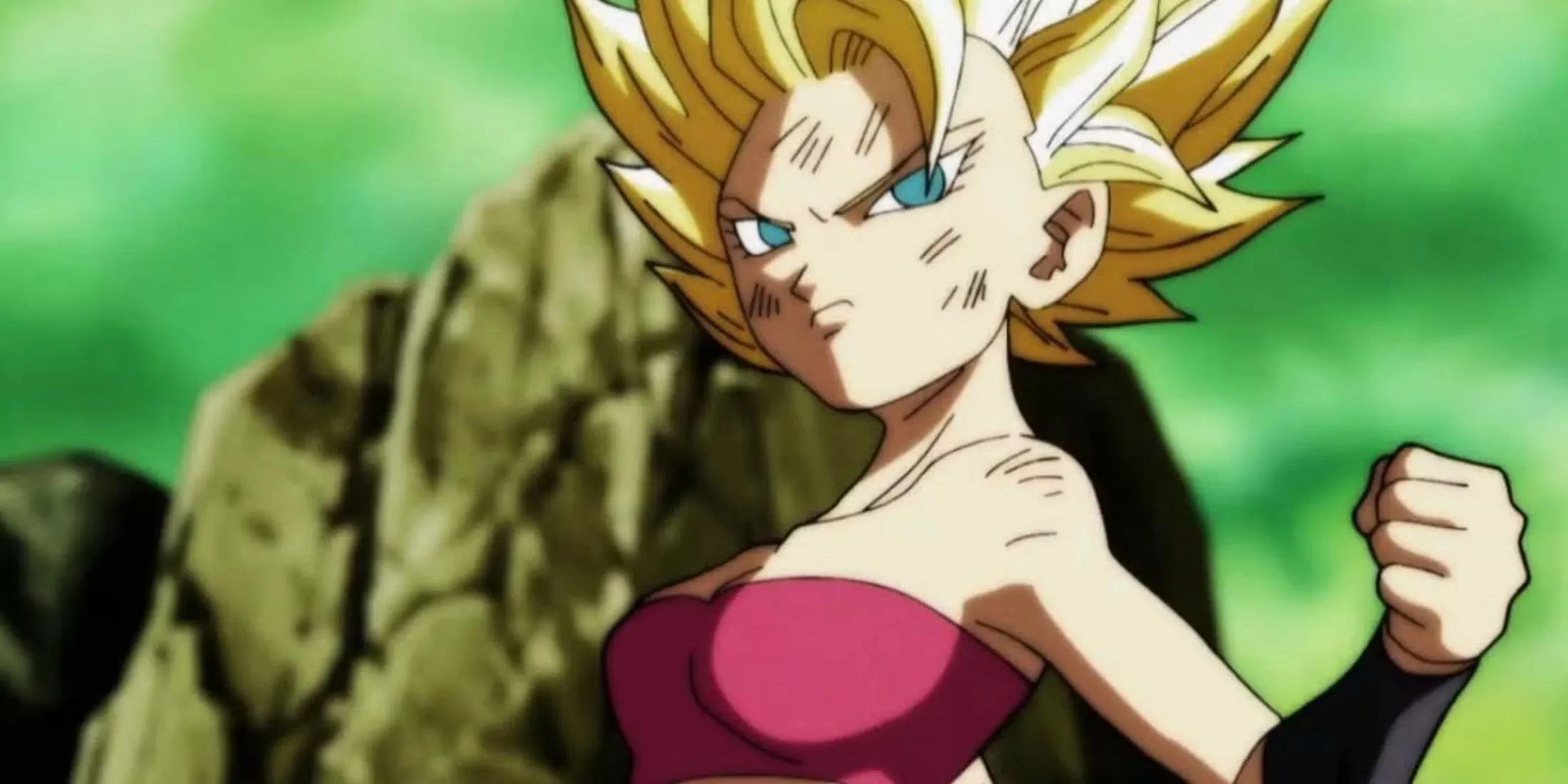 Caulifla trong trạng thái Super Saiyan sẵn sàng chiến đấu trong Dragon Ball Super