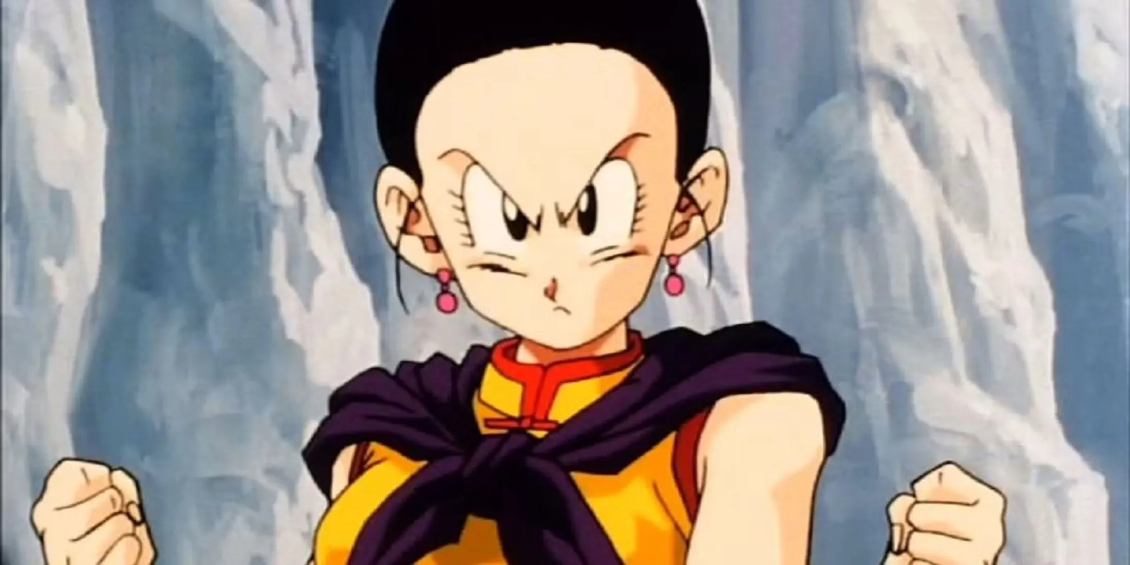 Chi Chi với biểu cảm nghiêm khắc và bực bội trong Dragon Ball Z