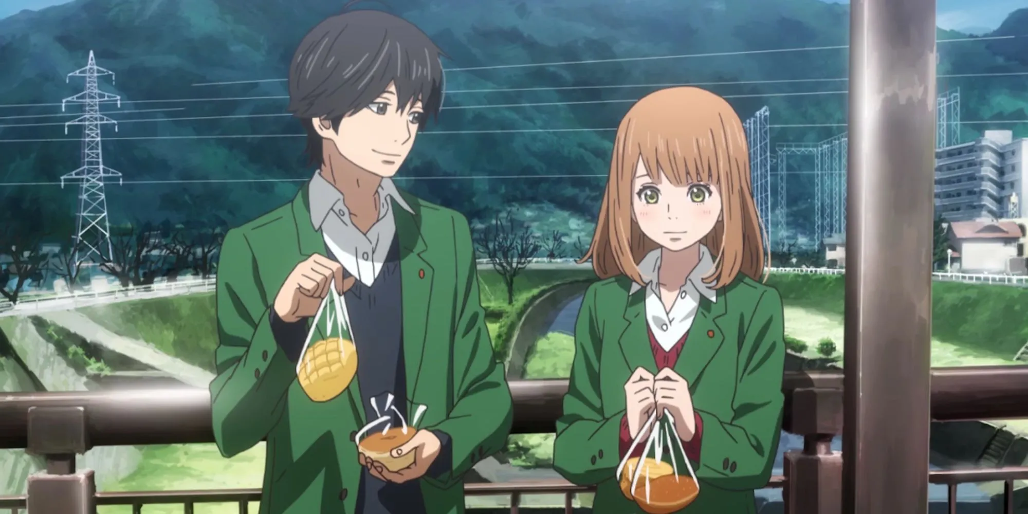Nhân vật Naho Takamiya trong anime Orange, cầm bức thư từ tương lai, mở đầu câu chuyện đầy cảm xúc.