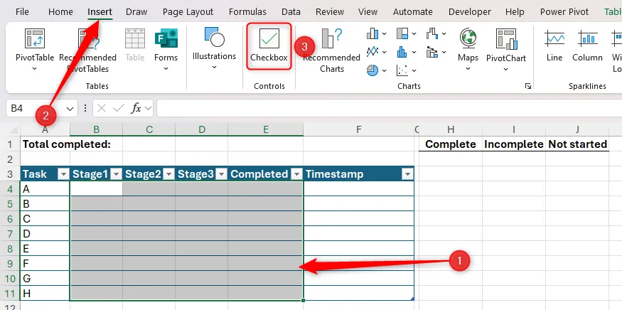 Các ô trong bảng Excel được chọn và tùy chọn Checkbox trên tab Insert được tô sáng