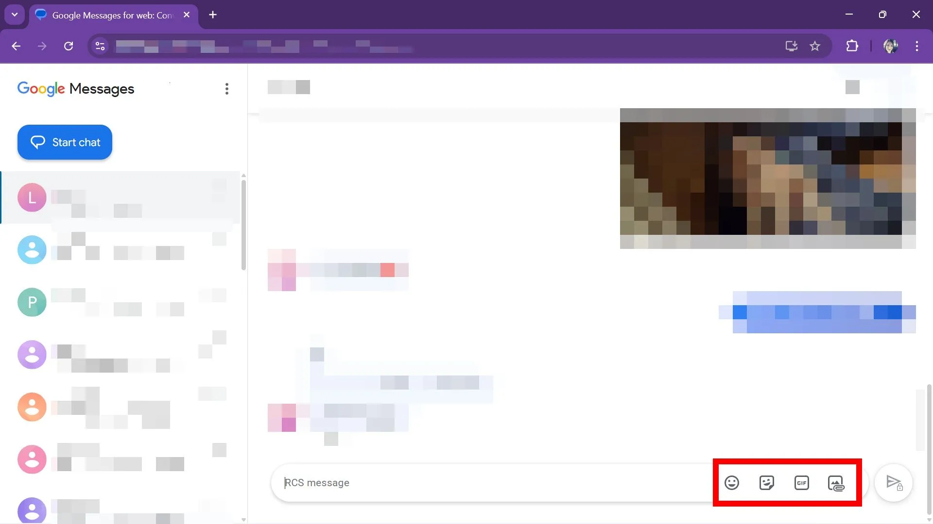 Các tùy chọn trong cuộc trò chuyện trên Google Messages web, nổi bật menu tùy chọn cuộc trò chuyện