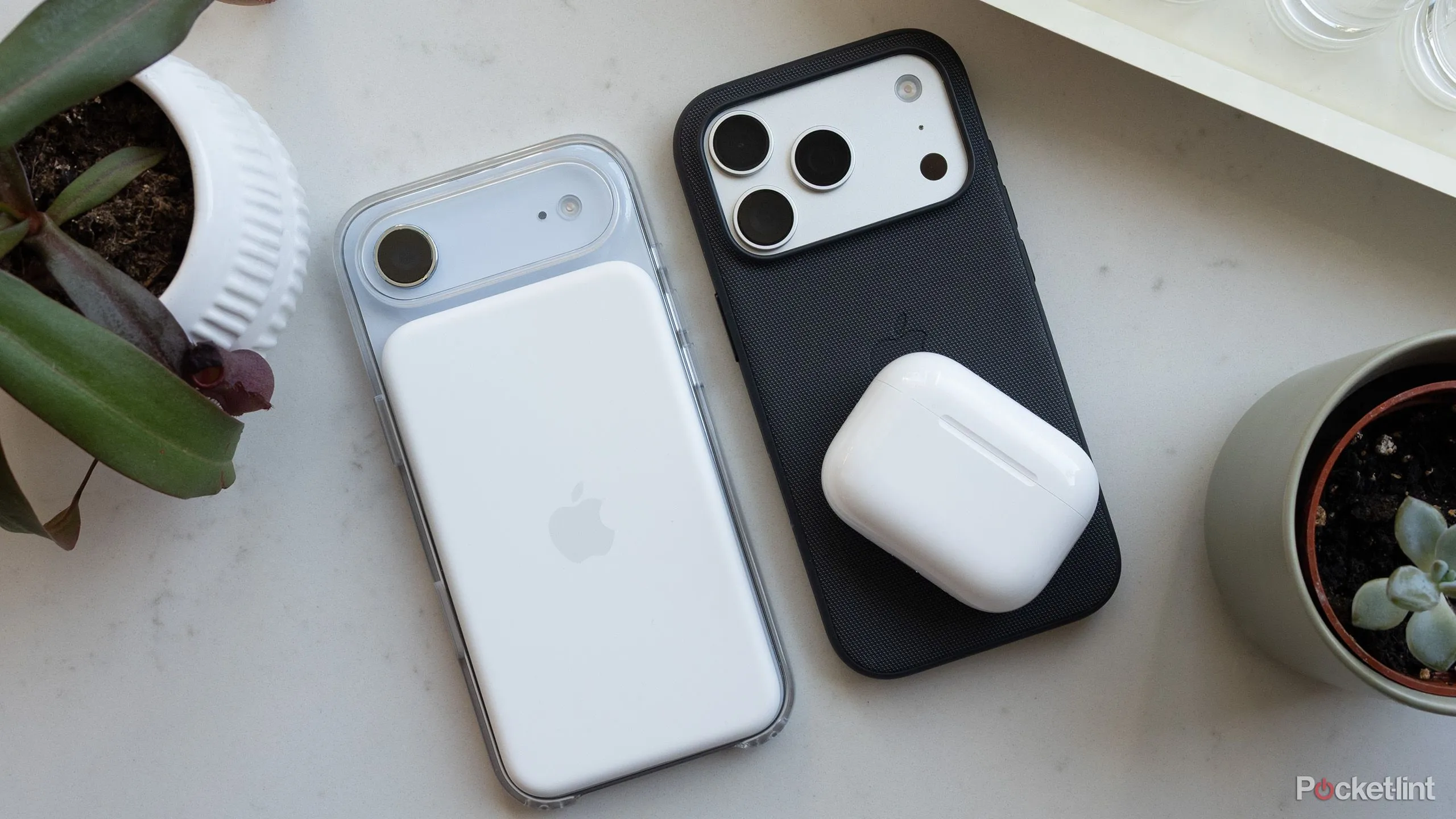 So sánh iPhone Air và iPhone 17 Pro từ bên cạnh